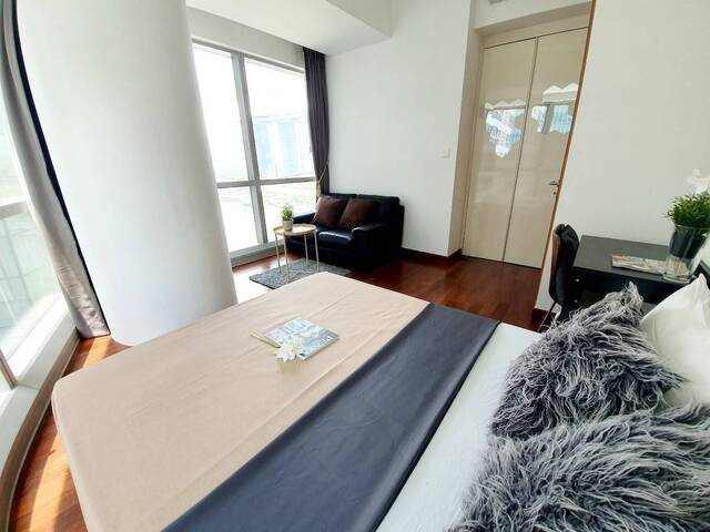 MBFC/Marina Bay Sands/Shenton WAY - CBD Queen Room - High Floor Unit