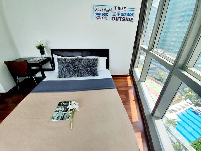 MBFC/Marina Bay Sands/Shenton WAY - CBD Queen Room - High Floor Unit
