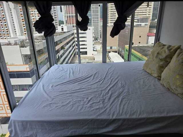 2mins walk to Chinatown MRT, Above Shopping Mall, no owner, can cook, Privacy