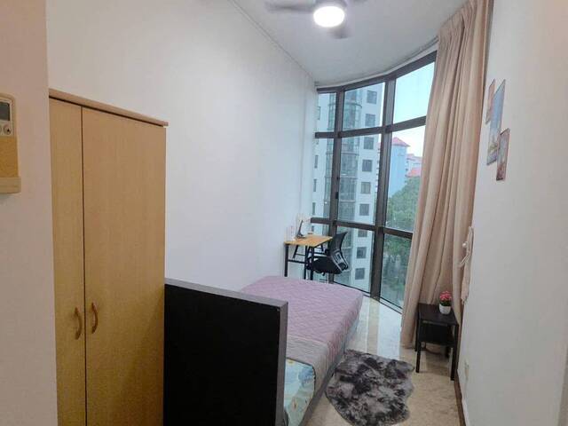 π π‘ Room Rental Right Next to Chinese Garden MRT β Move in Today! π