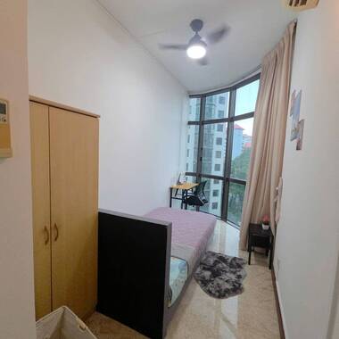 π π‘ Room Rental Right Next to Chinese Garden MRT β Move in Today! π