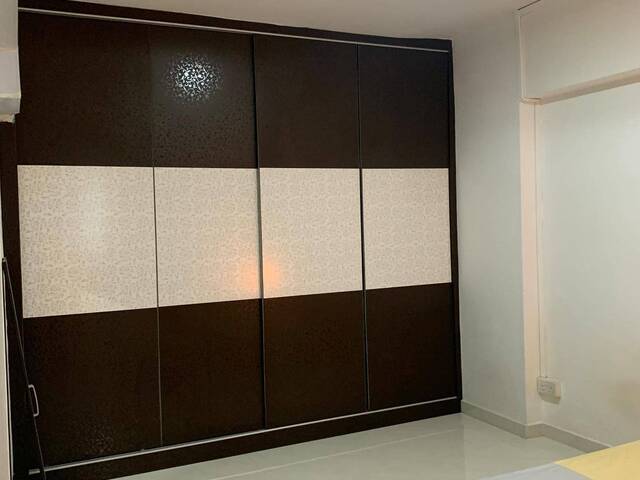 Blk 234 AMK - couple room / 2 ladies - walk to MAYFLOWER MRT