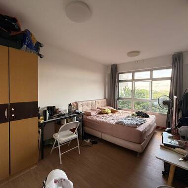 Master room at 472a yishun street 42 for rent! Aircon wifi!