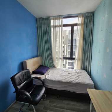 Room for Rent - LaFiesta Condo - Walking Distance to Sengkang MRT