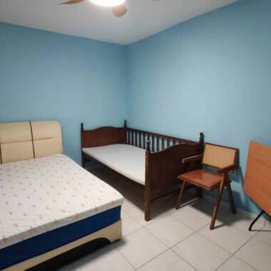 Common room at 339a sembawang close for rent! Aircon wifi!