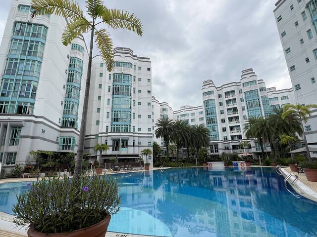 Ballota Park Condo Deluxe Common Room For Rent (SUTD/SIA Trg Ctr/Upper Changi MRT-DTL)