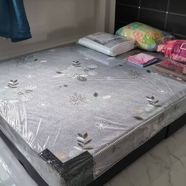 FURNISHED ROOM ABOVE BOON KENG MRT