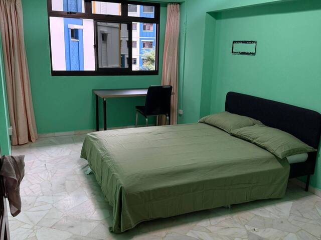 Sembawang Close common room for rental