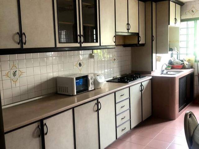 Master Room / Sharing Room at Jurong East