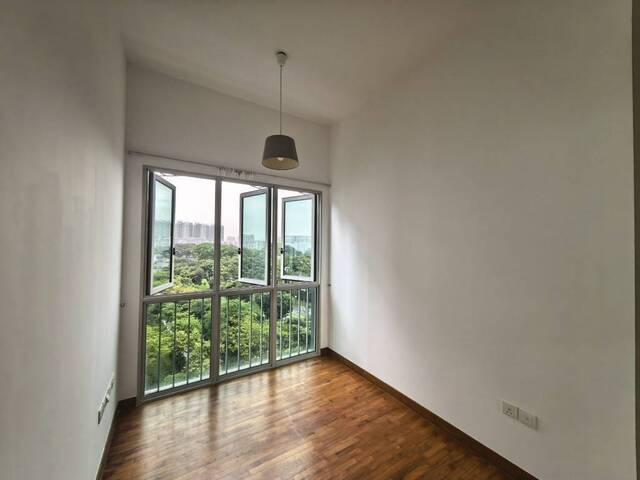 🌟 Bright & Breezy 2-Bedroom Condo for Rent – 600 sqft 🌟