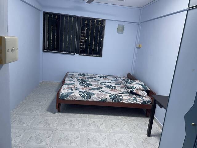 Fully furnished common room in boon Keng. Preferably for couple and female tenants