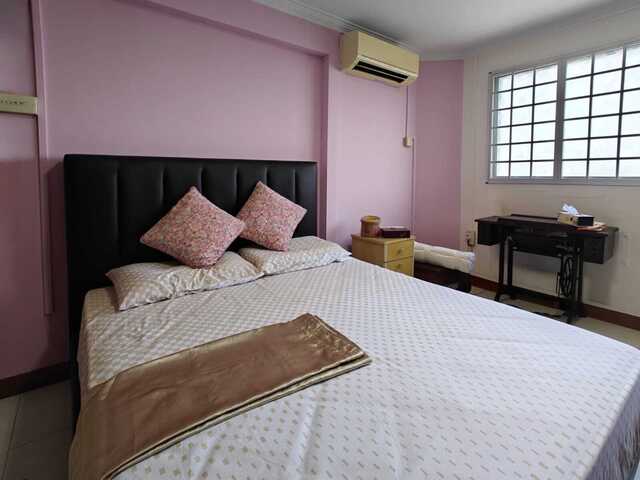 3+1 @ Blk 116 Jurong East - 5 mins walk Lakeside MRT - $4300