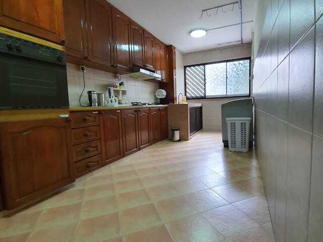 YISHUN MRT (NS13) 2 BEDSPACE FOR FEMALES OR COUPLE (NO OWNER STAY)