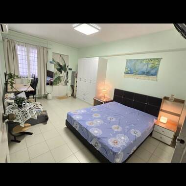 Master Bedroom for rent in Yishun immediate move in.