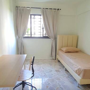 Blk 205 Marsiling - $750 for 1 lady (AIRCON + WIFI)