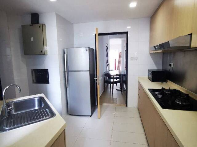 Room for rent / Toa Payoh, Boon Keng, Novena MRT / Common room / 1 pax stay / Available IMMEDIATE