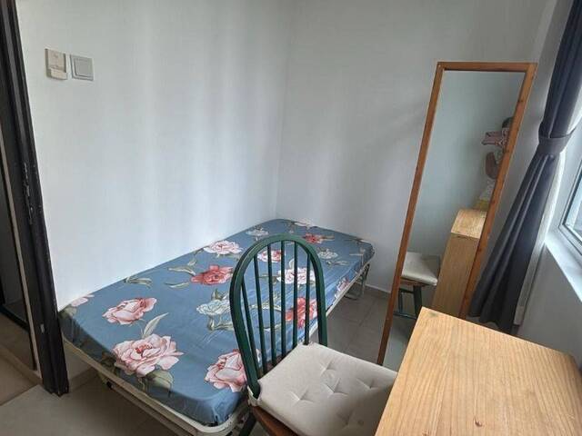 Room for rent / Toa Payoh, Boon Keng, Novena MRT / Common room / 1 pax stay / Available IMMEDIATE