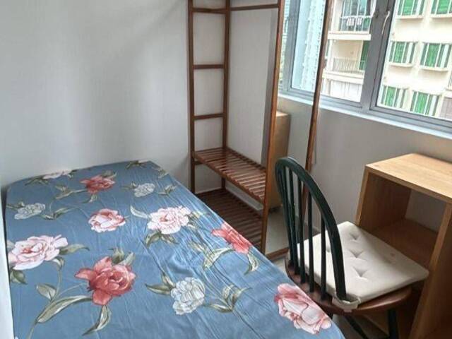 Room for rent / Toa Payoh, Boon Keng, Novena MRT / Common room / 1 pax stay / Available IMMEDIATE
