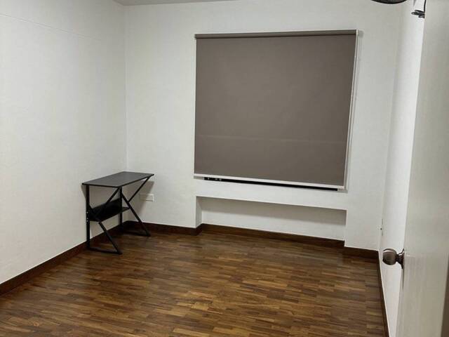 Common Room at Pioneer Mrt