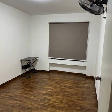 Common Room at Pioneer Mrt