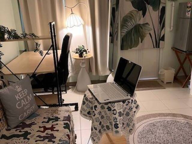 Cozy & quiet Master room for rent for single only Near to amenities and park.