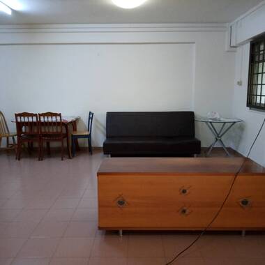 4 ROOM HDB FLAT FOR RENT