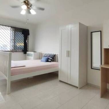 Common room at 157 simei road for rent! Aircon wifi!