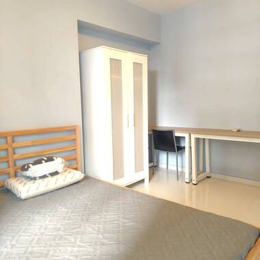 Common Room at Blk 28C Dover Crescent, No Owner! NO AGENT FEE