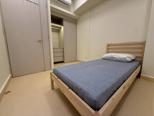 Low density unit Single Room for rent