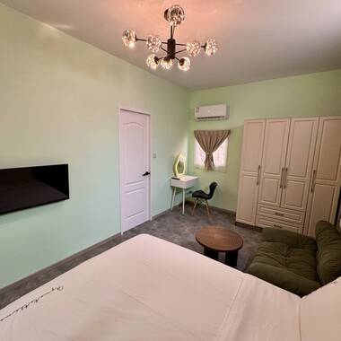 No Agent Fee No Owner Near MRT And Malls