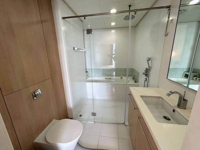 The Sail @ marina bay ! Full Furnish Studio apartment , Expats Lifestyle!