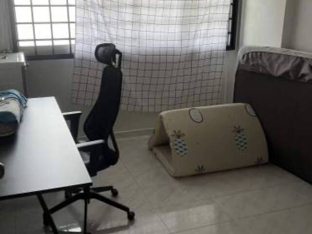 Common room at 723 Jurong West Avenue 5 for rent! Aircon wifi!
