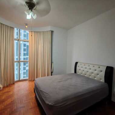 * 3 mins from Bayshore MRT ** Clean & well maintained *** High floor