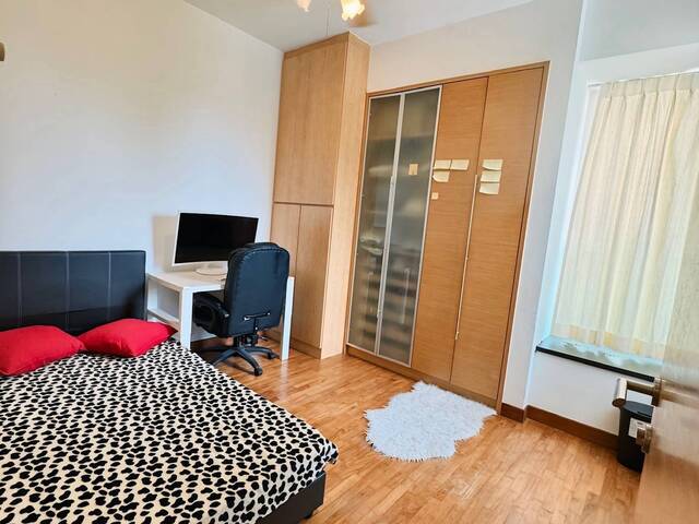 Common room in Condo