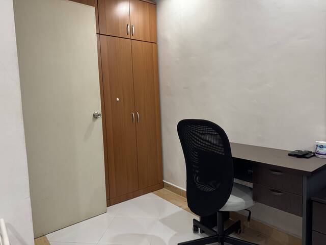 Common Room Near Lavender MRT Station