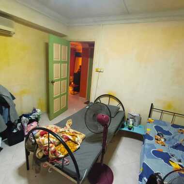 Male Shared Room @ Woodlands Ring Road For Rent ( 2 Pax in the Room )