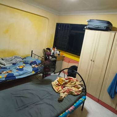 Male Shared Room @ Woodlands Ring Road For Rent ( 2 Pax in the Room )