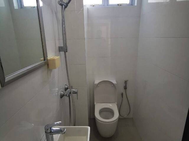 Available Immediately - Common Room/Include Utilities/Wifi/Aircon/No Agent Fee/Light Cooking Allowe