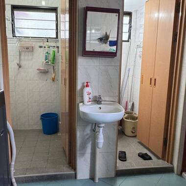 2 rooms @ same unit @ Blk 128 Bt Merah View - NEW AIRCONS