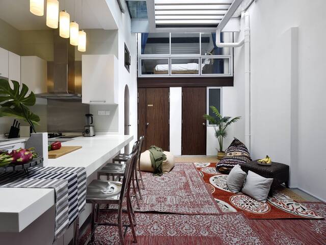 420sqft, 2pax @S$3500/m | Boutique Coliving in a Heritage Shophouse in Emerald Hill | Figment