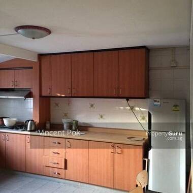 Big and quiet room in a exclusive and beautiful private estate -NO AGENT FEE!