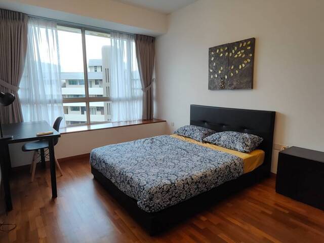 Master Bedroom for rent