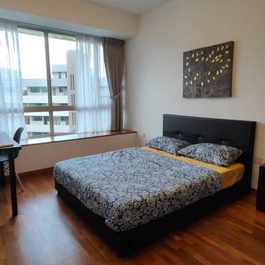 Master Bedroom for rent