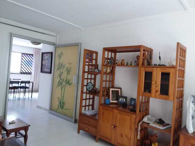 Huge Common Bedroom, Clean and Convenient MRT