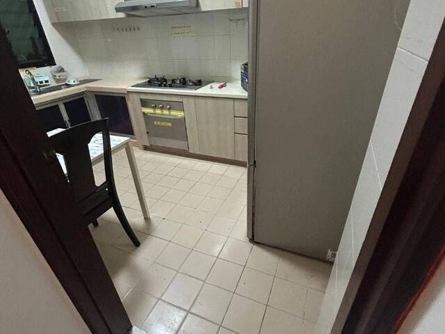 Available March 2 - Common Room/Include Utilities/Wifi/Aircon/No Agent Fee/Light Cooking Allowed