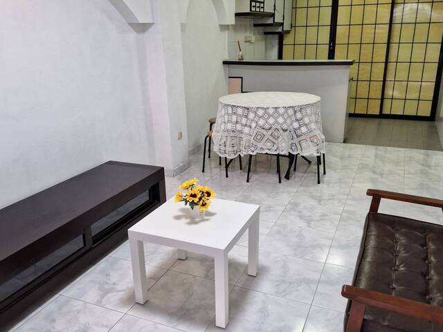 NoAgtFee 3 Rooms (2+1) @ 57 MARINE TERRCE for RENT