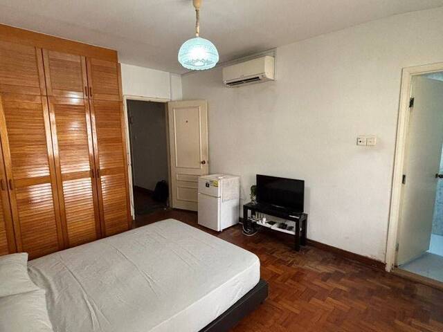 Yunnan Walk (Pioneer mrt) master room for rent in landed property_8298...