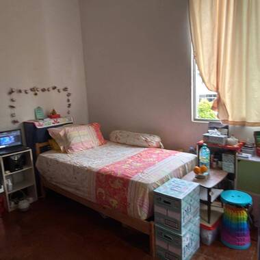 Looking for females to rent a room with us