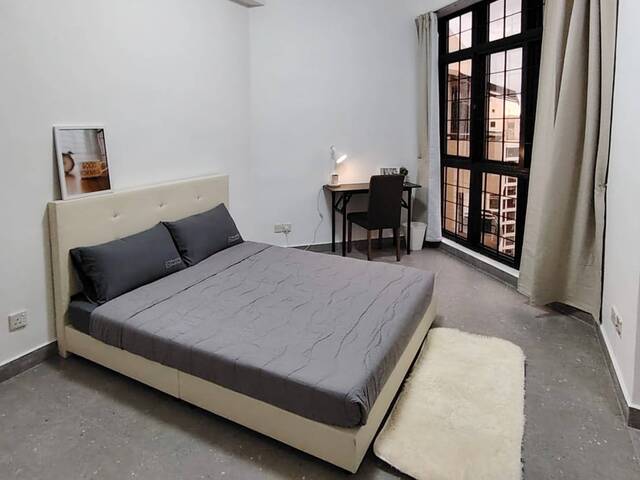 ✨ Dover Parkview – Master Bedroom for Rent | No Agent Fee | No Security Deposit (Rently ✨