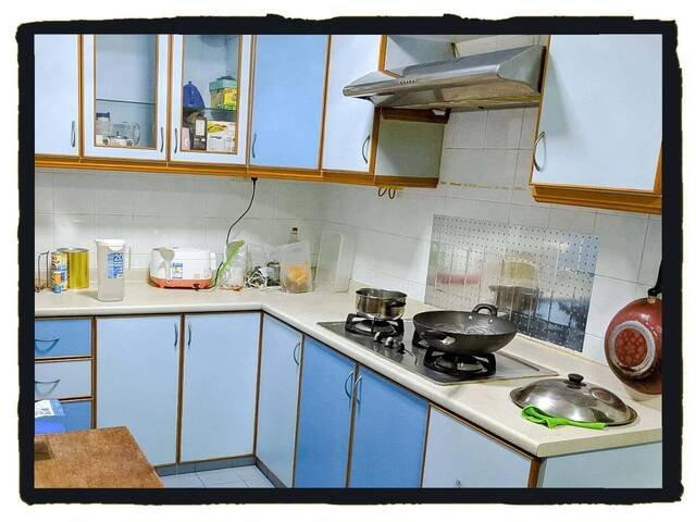 MASTER BEDROOM FOR RENT @ Jurong East